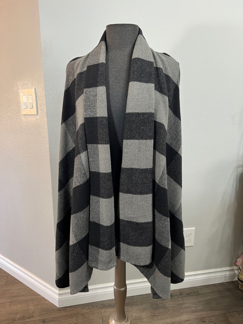 Striped Gray & Black Open Front Wrap